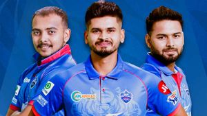 IPL 2020: രണ്ടിലൊന്ന് തീരുമാനിക്കണം, പൃഥ്വിയോ, രഹാനെയോ? ഡല്‍ഹിക്കാകെ കണ്‍ഫ്യൂഷന്‍