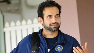 ഐപിഎല്‍: ആര്‍സിബി ആ താരത്തിന് പകരം മറ്റൊരാളെ കൊണ്ടുവരണം, കോലിക്ക് നിര്‍ദേശവുമായി പഠാന്‍!!