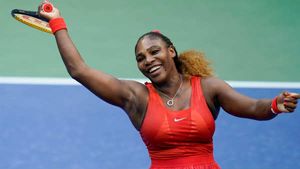 US Open: പൊരുതി ജയിച്ച് സെറീന പ്രീക്വാര്‍ട്ടറില്‍, തിയെമും അവസാന 16ലേക്ക് മുന്നേറി