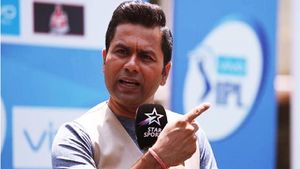 IPL 2020: രോഹിത് ശര്‍മ ഫിറ്റാണോ? സിഎസ്‌കെ- മുംബൈ പോരാട്ടത്തെ വിലയിരുത്തി ആകാശ് ചോപ്ര