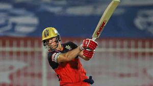 IPL 2020: ഗെയ്‌ലിന്റെ റെക്കോര്‍ഡ് ഇനിപഴങ്കഥ, 'അടിച്ചെടുത്ത്' എബിഡി- രോഹിത് മൂന്നാമന്‍