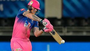IPL 2020: ഇംഗ്ലണ്ടിനുവേണ്ടി ഓപ്പണ്‍ ചെയ്യുമോ? അത് ബുദ്ധിമുട്ടാണ്, കാരണം വെളിപ്പെടുത്തി സ്‌റ്റോക്‌സ്
