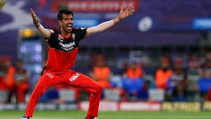 IPL 2020: ചഹലിനു വിസില്‍, നരെയ്‌നും കുല്‍ദീപിനും കൂവല്‍! ഹിറ്റുകളും ഫ്‌ളോപ്പുകളും