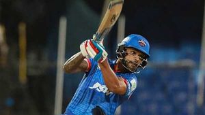 IPL 2020: എലൈറ്റ് ക്ലബ്ബിലേക്കു പുതിയ എന്‍ട്രി, ഇത്തവണ ധവാന്‍- നാലാമത്തെ ഇന്ത്യന്‍ താരം
