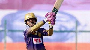 IPL 2020: ബ്രേക്ക്ഫാസ്റ്റ് എന്തായിരുന്നു? തകര്‍ത്തു കളിച്ച കാര്‍ത്തികിനോട് മുന്‍ താരത്തിന്റെ ചോദ്യം