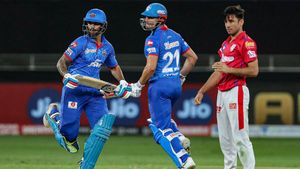 IPL 2020: ഡല്‍ഹിക്ക് പിഴച്ചത് മൂന്ന് കാര്യത്തില്‍, ഗെയ്‌ലിനെതിരെ ആ താരത്തെ കൊണ്ട് എറിയിക്കാന്‍ വൈകി!