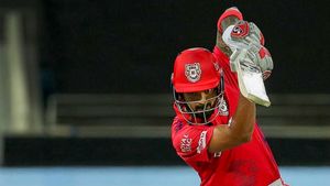 IPL 2020: ക്യാപ്റ്റന്‍ കൂളായി രാഹുല്‍, ഹൈദരാബാദിനെ പൊളിച്ചത് 4 തീരുമാനങ്ങള്‍, ധോണി സ്റ്റൈല്‍ തന്ത്രം