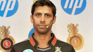 IND vs AUS: കോലിയുടെ പോരായ്മ തുറന്നു കാട്ടി നെഹ്‌റ- ശ്രദ്ധിക്കേണ്ടത് ഒരു കാര്യം മാത്രം
