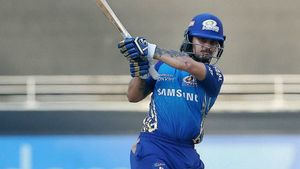 IPL 2020: സിക്‌സറില്‍ മുന്നിലെത്തി മുംബൈയുടെ പോക്കറ്റ് ഡൈനാമൈറ്റ്, ഈ സീസണില്‍ അടിച്ചത് 30 സിക്‌സര്‍