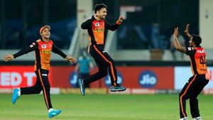 IPL 2020- ഡല്‍ഹിക്കായി കെണിയൊരുക്കി! എസ്ആര്‍എച്ച് ഒരുങ്ങിത്തന്നെ- വെളിപ്പെടുത്തി റാഷിദ്