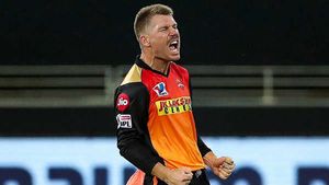 IPL 2020- ആര്‍സിബിക്ക് മുന്നറിയിപ്പ്- 2016 ഓര്‍മയില്ലേ? എസ്ആര്‍എച്ച് അതാവര്‍ത്തിക്കുമെന്ന് വാര്‍ണര്‍