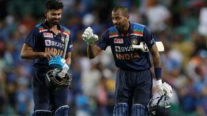 IND vs AUS: അദ്ദേഹമാണ് എന്റെ ഹീറോ! ഐപിഎല്ലിലടക്കം എത്ര തവണ നമ്മള്‍ കണ്ടു- ഹാര്‍ദിക്