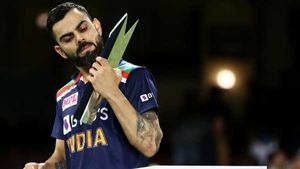 IND vs AUS: ഇതെങ്ങനെ ശരിയാവും? 15 സെക്കന്റിനുള്ളില്‍ റീപ്ലേ വന്നു- വിമര്‍ശിച്ച് കോലി