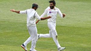 IND vs AUS: ഇന്ത്യ ഇനി നിര്‍ത്തില്ല, കപ്പുമായേ മടങ്ങൂ! ഓസീസിന് ജഡേജയുടെ മുന്നറിയിപ്പ്