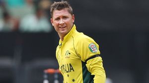 IND vs AUS Test: ഈ സ്ട്രാറ്റജി ഇന്ത്യയെ വലിയ കുഴപ്പത്തിലാക്കും- മൈക്കല്‍ ക്ലാര്‍ക്ക്