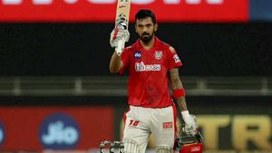 IPL: 'ഇന്ത്യന്‍' പ്രീമിയര്‍ ലീഗ് തന്നെ- ടോപ്പ് ഫൈവില്‍ നാലും ഇന്ത്യക്കാര്‍