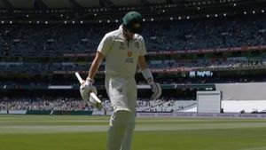 IND vs AUS: 1, 1*, 0, 8- ഫോം നഷ്ടപ്പെട്ട് സ്മിത്ത്, കരിയറിലെ ഏറ്റവും മോശം പ്രകടനം