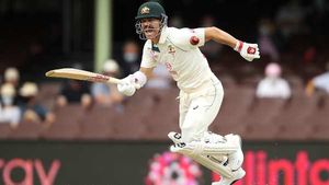 IND vs AUS: വാര്‍ണര്‍ കാണിച്ച വിഡ്ഢിത്തം! ആദ്യ 20 മിനിറ്റില്‍ ഒരിക്കലും പാടില്ലെന്നു വോ