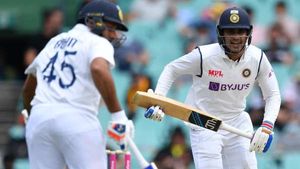 IND vs AUS: 2010നു ശേഷം ഇതാദ്യം! രോഹിത്-ഗില്‍ ജോടി ക്ലിക്ക്ഡ്, ഇന്ത്യ ഹാപ്പി