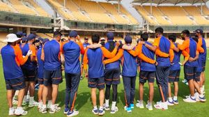 IND vs ENG: പടയൊരുക്കം തുടങ്ങി ടീം ഇന്ത്യ, പരിശീലനത്തിനിറങ്ങി- പ്രചോദനവുമായി ശാസ്ത്രി
