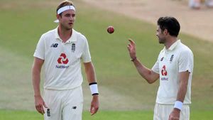 IND vs ENG: 'പവനായി ശവമായി'! ആന്‍ഡേഴ്‌സന്‍-ബ്രോഡ് സൂപ്പര്‍ ജോടിക്ക് ഈ നാണക്കേട് ഇതാദ്യം