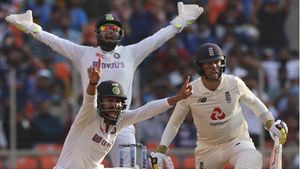 IND vs ENG: അടിതെറ്റി ഇംഗ്ലണ്ട്, എവിടെ പിഴച്ചു? ടീമിന്റെ തകര്‍ച്ചയുടെ മൂന്ന് കാരണങ്ങള്‍ ഇതാ