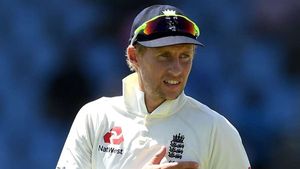IND vs ENG: വിക്കറ്റിന് പിന്നില്‍ ധോണി, മൈതാനത്ത് സച്ചിന്‍, അരങ്ങേറ്റ ഓര്‍മ പങ്കുവെച്ച് ജോ റൂട്ട്