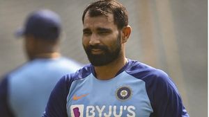 IND vs ENG: മുഹമ്മദ് ഷമി പരിശീലനം ആരംഭിച്ചു, മൂന്നാം ടെസ്റ്റിനുള്ള ടീമിലേക്ക് മടങ്ങിയെത്തും