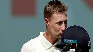 IND vs ENG: ഈ പിച്ചില്‍ നന്നായി ബാറ്റ് ചെയ്യാനാവുമെന്ന് ഇന്ത്യ തെളിയിച്ചതാണ്, പിന്തുണച്ച് റൂട്ട്!!