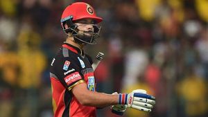IPL 2021: എന്തുകൊണ്ട് കോലിക്ക് കിരീടം നേടാനാകുന്നില്ല? ഉത്തരം നല്‍കി മനോജ് തിവാരി