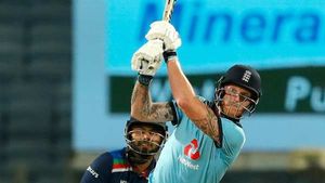 IND vs ENG: ഇംഗ്ലണ്ട് ഏകദിനത്തിലെ സിക്‌സര്‍ വീരന്‍മാര്‍! എട്ടില്‍ നാലും അവര്‍- ഇന്ത്യയില്ല