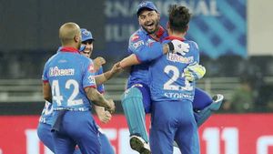 IPL 2021: എല്ലാവരും ഉറ്റുനോക്കുന്ന വമ്പന്‍ തീരുമാനങ്ങള്‍- ഡിസി, സിഎസ്‌കെ, ആര്‍ആര്‍ തലപുകയ്ക്കും!