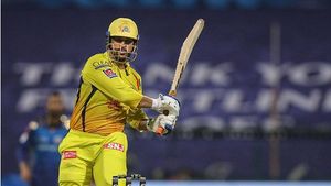 IPL 2021: 20ാം ഓവറില്‍ ഏറ്റവും ആക്രമകാരിയാര്? ഹര്‍ദികും പൊള്ളാര്‍ഡുമല്ല, അതൊരു സിഎസ്‌കെ താരം