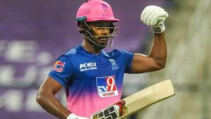 IPL 2021: സഞ്ജുവിന്റേത് 'കുട്ടിപ്പട', ചേട്ടന്‍മാര്‍ ചെന്നൈയില്‍- ടീമുകളും പ്രായവും