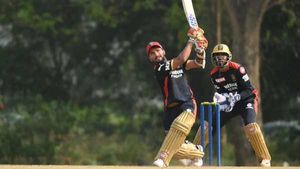 IPL 2021: പുതുമുഖങ്ങളില്‍ ആര്‍സിബിക്കു പ്രതീക്ഷ വയ്ക്കാം, പരിശീലന മല്‍സരത്തില്‍ മിന്നും പ്രകടനം