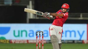 IPL 2021: പൂജ്യത്തിന്റെ കൂട്ടുവിടാതെ പൂരന്‍! നാണക്കേടിന്റെ ലിസ്റ്റില്‍ വെടിക്കെട്ട് താരവും