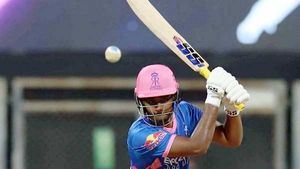 IPL 2021: പട നയിച്ച് സഞ്ജു, 63 ബോളില്‍ 119- ജയത്തിനരികെ രാജസ്ഥാന് കാലിടറി