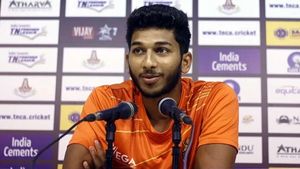 IPL 2021: ഇവര്‍ തകര്‍ത്താടും, ആരാധകര്‍ കാത്തിരിക്കുന്ന അഞ്ച് അരങ്ങേറ്റ താരങ്ങള്‍ ഇവര്‍