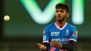 IPL 2021: രാജസ്ഥാന്‍ റോയല്‍സ് താരം ചേതന്‍ സക്കറിയയുടെ പിതാവ് കോവിഡ് ബാധിച്ച് മരിച്ചു
