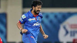 IPL: മെയ്ഡന്‍ ഓവറുകള്‍ ഇവര്‍ക്ക് അലര്‍ജി! തലപ്പത്ത് മോഹിത്ത്, ലിസ്റ്റില്‍ ഷമിയും