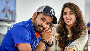 'ക്ഷമിക്കണം രോഹിത്, നിങ്ങളെക്കാളും ഭംഗിയുള്ള ഒരാളുണ്ട്', ഇന്‍സ്റ്റയില്‍ ചിത്രം പോസ്റ്റ് ചെയ്ത് റിതിക