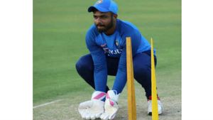 IND vs SL: ഇന്ത്യയുടെ സാധ്യതാ ഏകദിന ഇലവന്‍- വിക്കറ്റ് കാക്കാന്‍ സഞ്ജു, സക്കരിയ അരങ്ങേറും