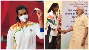 olympics 2021: അവള്‍ ഇന്ത്യയുടെ അഭിമാനമാണ്, സിന്ധുവിനെ പ്രശംസിച്ച് പ്രധാനമന്ത്രിയും ബോളിവുഡും