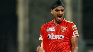IPL 2021: ഇന്ത്യന്‍ അരങ്ങേറ്റത്തിനു മുമ്പ് ഫൈവ് സ്റ്റാര്‍! വമ്പന്‍ നേട്ടവുമായി അര്‍ഷ്ദീപ്