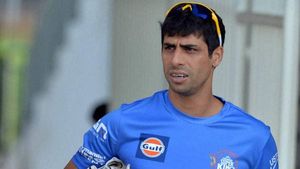 IPL 2021: ഹര്‍ദിക്കിന് പകരം ശര്‍ദുല്‍ ലോകകപ്പ് കളിക്കണോ? ആ മാറ്റം നടക്കില്ലെന്ന് ആശിഷ് നെഹ്‌റ