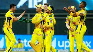 IPL 2021: സിഎസ്‌കെയുടെ തുറുപ്പുചീട്ട് അദ്ദേഹം തന്നെ- തിരഞ്ഞെടുത്ത് ആകാശ് ചോപ്ര