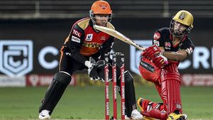 IPL: 'രണ്ടാം പാദത്തില്‍ തിളങ്ങൂ', ദേവ്ദത്തിന് മുന്നില്‍ ലോകകപ്പിന്റെ വഴി അടഞ്ഞട്ടില്ലെന്ന് സെവാഗ്