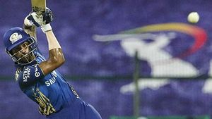 IPL 2021: 'ഹര്‍ദിക് ബാറ്റിങ് ഓള്‍റൗണ്ടറാണെന്ന് ഇപ്പോള്‍ വ്യക്തം', പ്രശംസിച്ച് അജയ് ജഡേജ