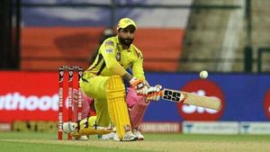 IPL 2021: ധോണിക്ക് മുമ്പ് രവീന്ദ്ര ജഡേജ ബാറ്റിങ്ങിനിറങ്ങണം- നിര്‍ദേശിച്ച് സഞ്ജയ് മഞ്ജരേക്കര്‍