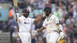 IND vs ENG: മൂന്നാം ദിനം അടക്കിഭരിച്ച് രോഹിത്, പുജാരക്കും നേട്ടം, പ്രധാന റെക്കോഡുകളറിയാം